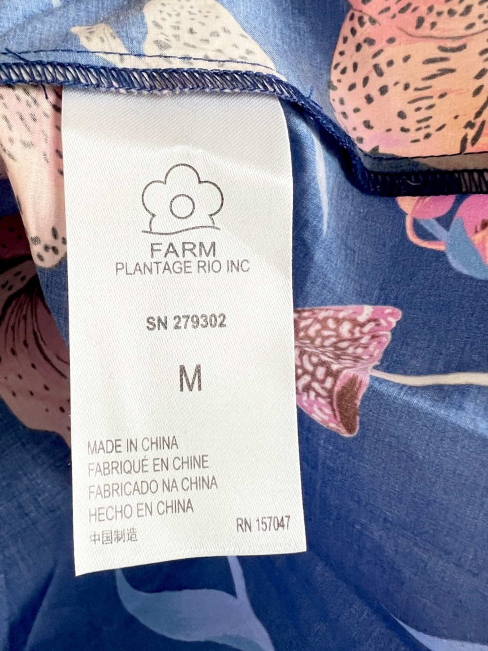 FARM Rio Blue Floral Pintuck Midi Skirt Size Medium NWT - Picture 7 of 16